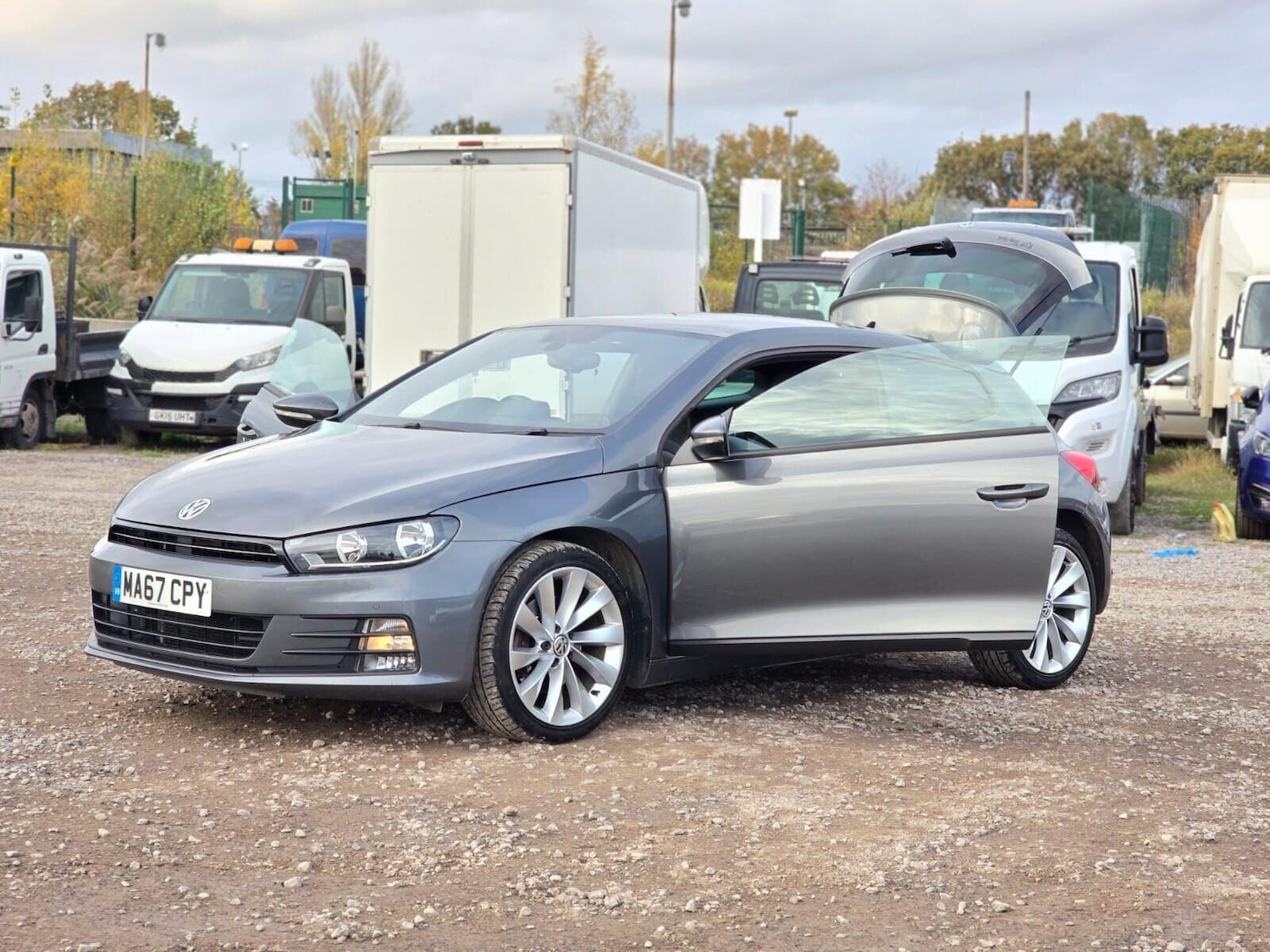 Used Volkswagen Scirocco 2017 for sale - 76531098: Photo 8
