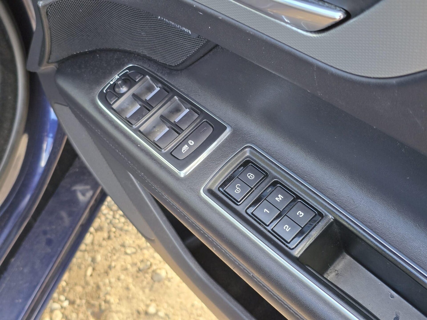 Used Jaguar XF 2017 for sale - 76299162: Photo 32