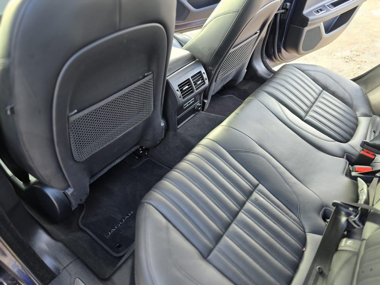 Used Jaguar XF 2017 for sale - 76299162: Photo 43