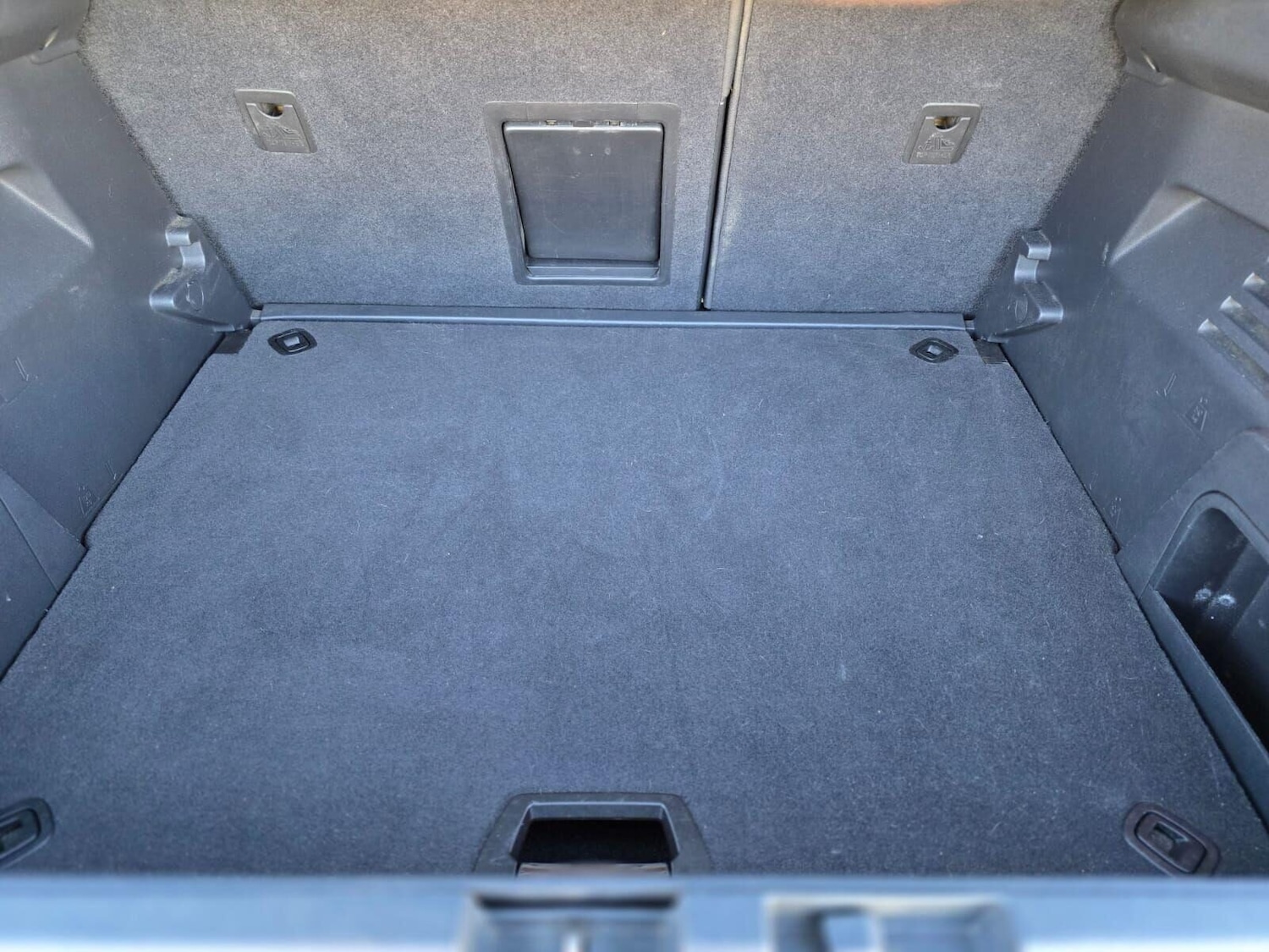 Used Peugeot 3008 2016 for sale - 78040376: Photo 32