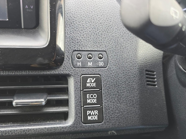 Used Toyota Voxy 2014 for sale - 75054044: Photo 33
