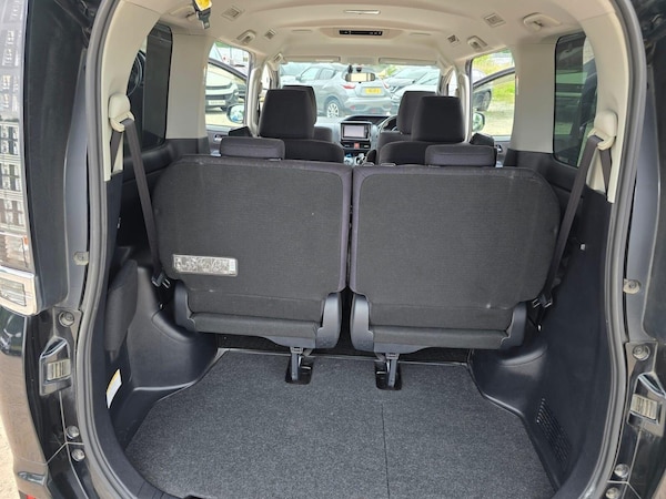 Used Toyota Voxy 2014 for sale - 75054044: Photo 38