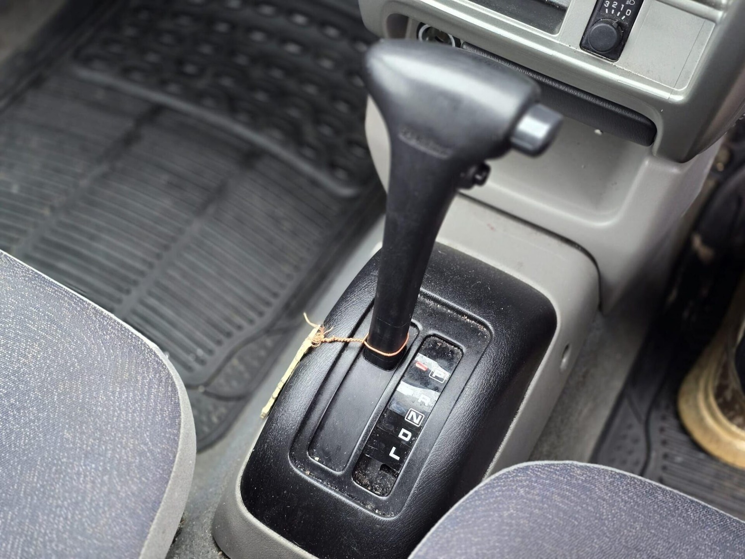 Used Nissan Micra 2002 for sale - 77461312: Photo 13