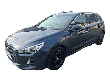 Used Hyundai i30 2018 for sale - 77931021: Photo