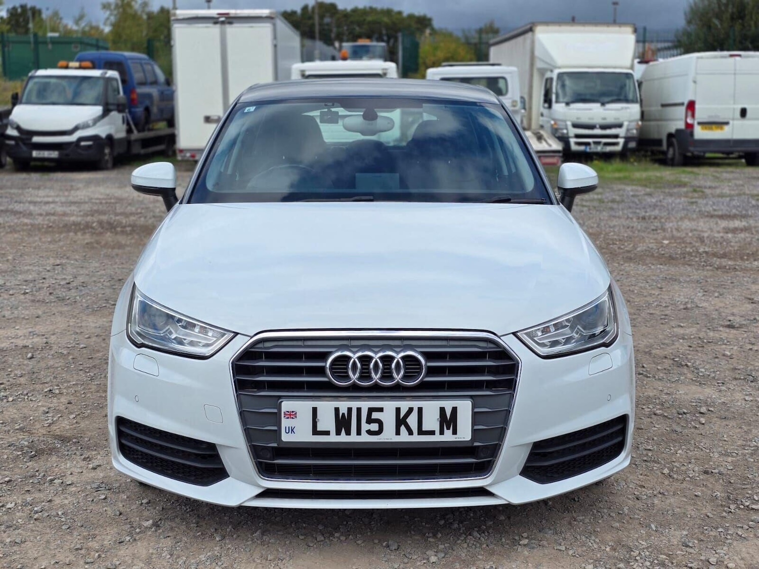 Used Audi A1 2015 for sale - 76218968: Photo 2