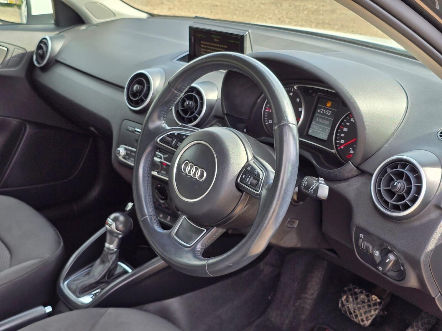 Used Audi A1 2015 for sale - 76218968: Photo 24