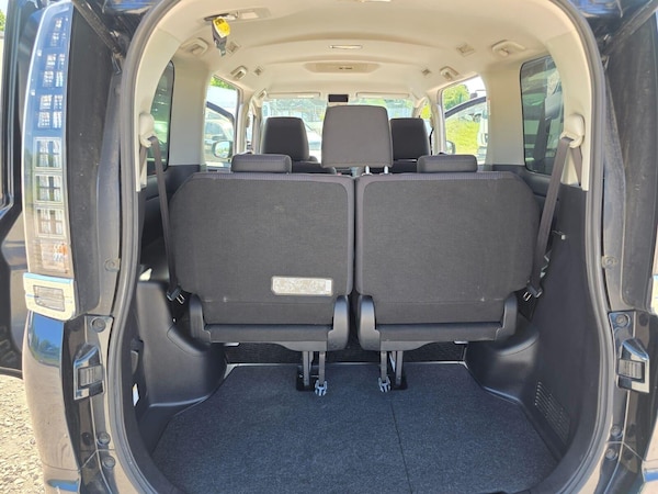 Used Toyota Voxy 2014 for sale - 75076211: Photo 29