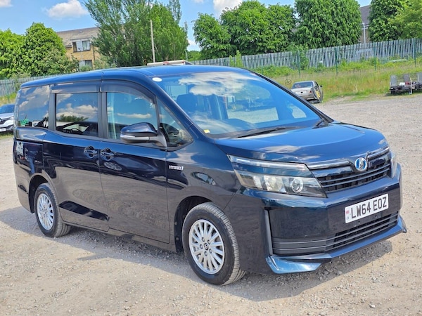 Used Toyota Voxy 2014 for sale - 75076211: Photo 6
