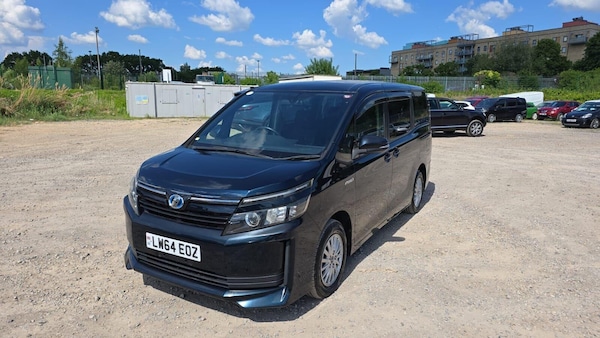 Used Toyota Voxy 2014 for sale - 75076211: Photo 8