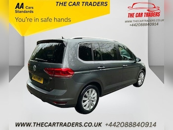 Used Volkswagen Touran 2017 for sale - 77055990: Photo