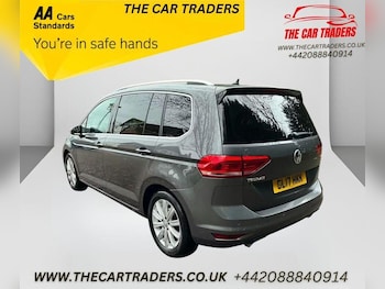 Used Volkswagen Touran 2017 for sale - 77055990: Photo