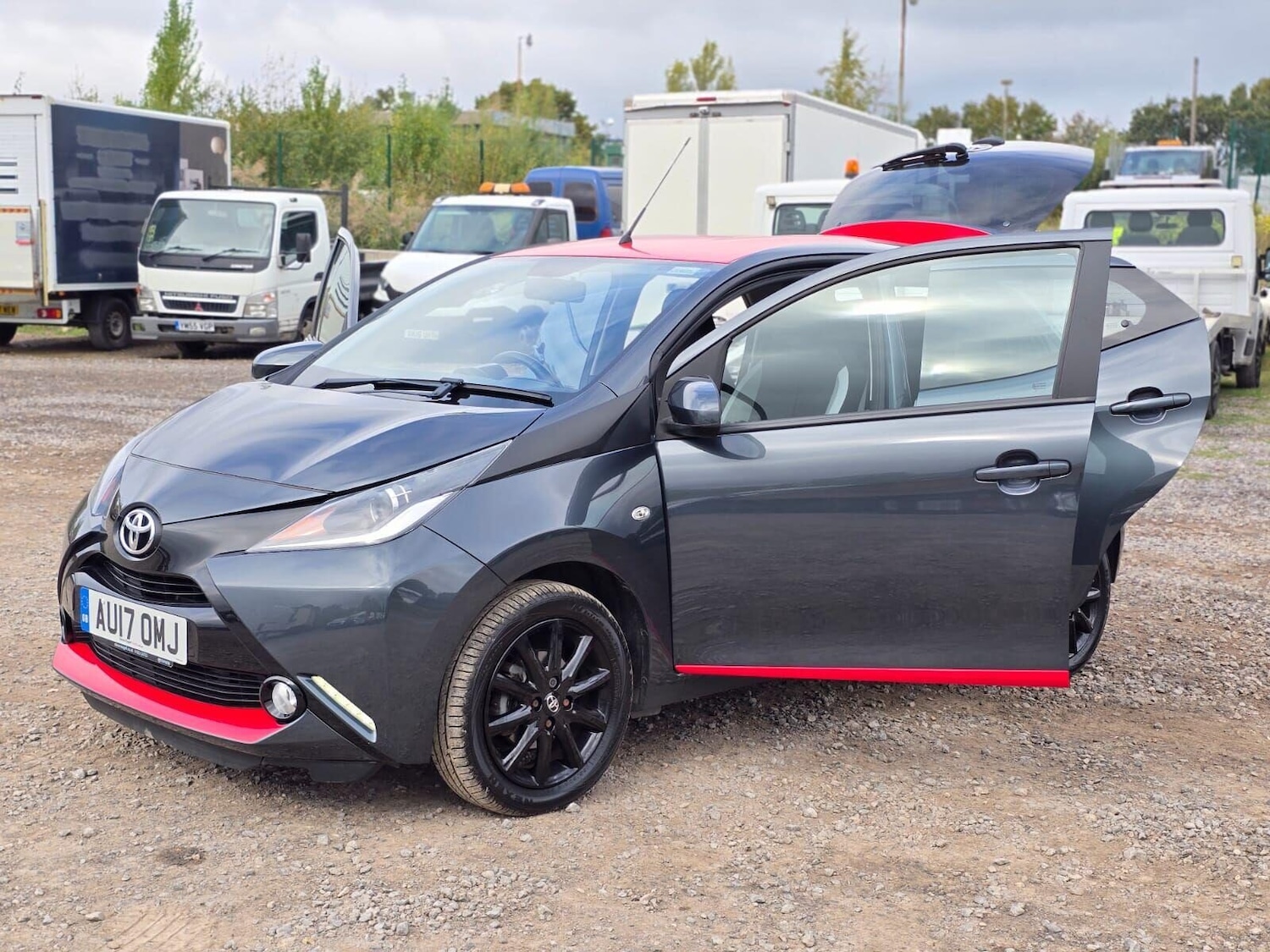 Used Toyota AYGO 2017 for sale - 76119919: Photo 10