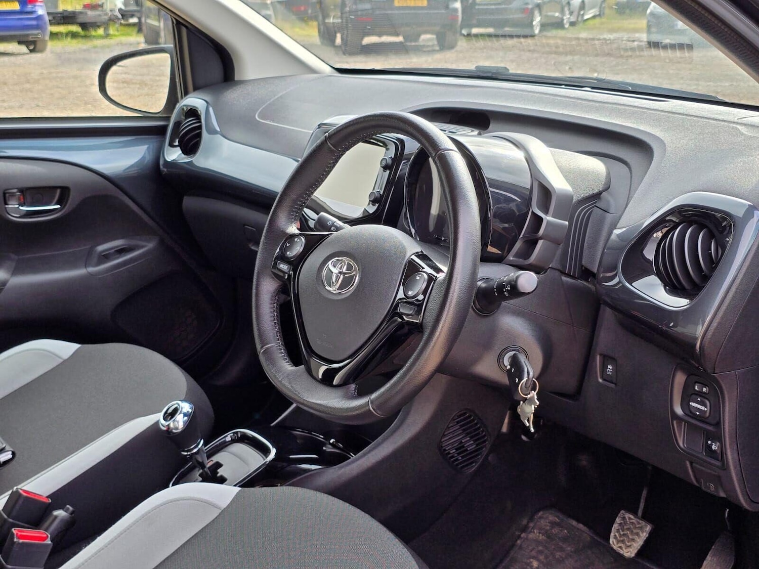 Used Toyota AYGO 2017 for sale - 76119919: Photo 21