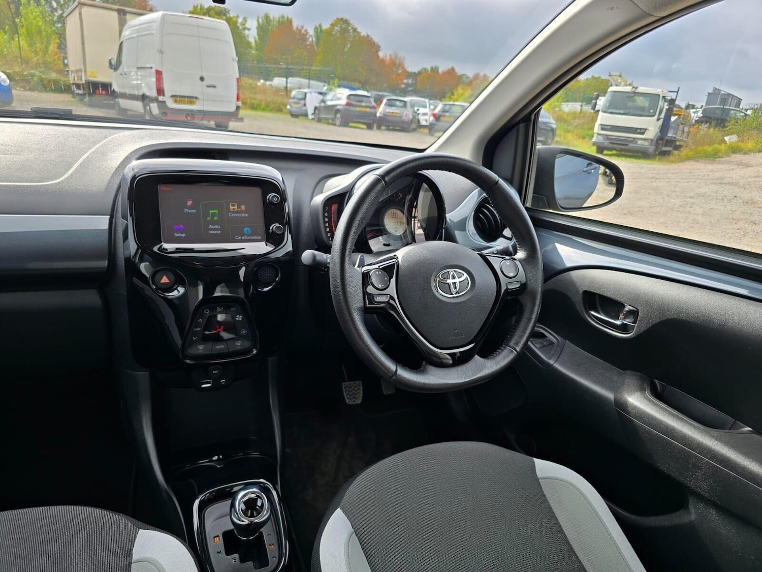 Used Toyota AYGO 2017 for sale - 76119919: Photo 23