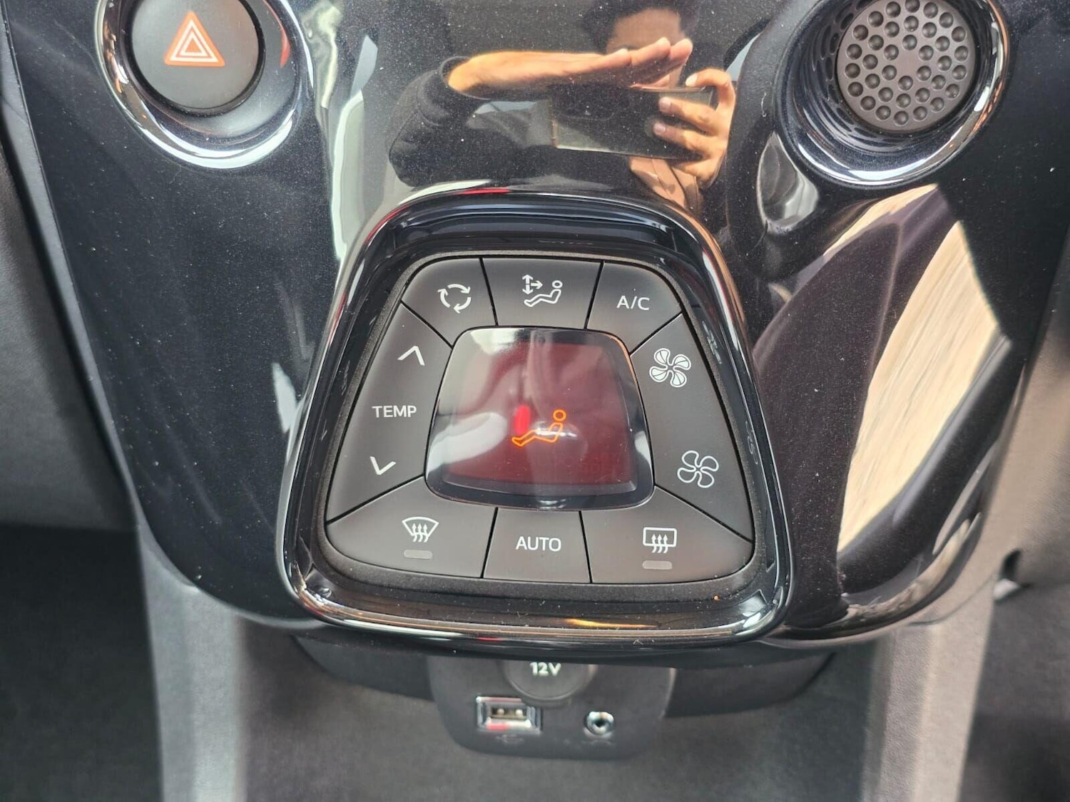 Used Toyota AYGO 2017 for sale - 76119919: Photo 59