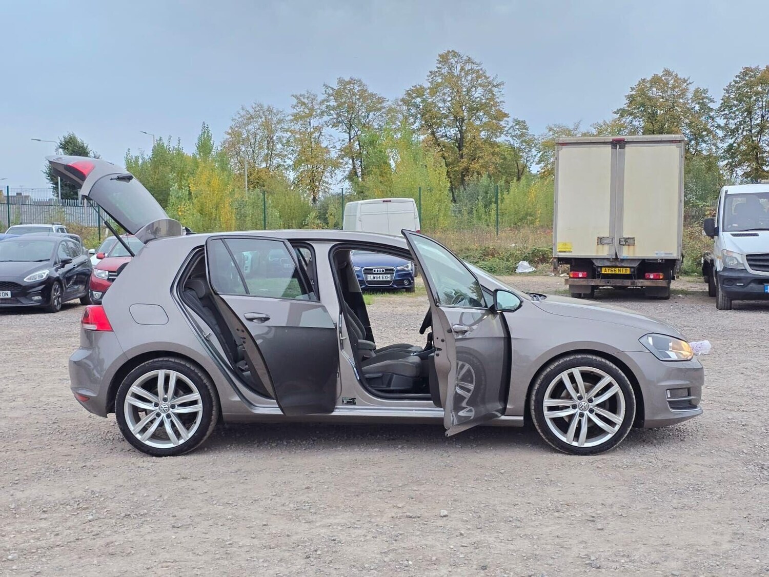 Used Volkswagen Golf 2016 for sale - 76119913: Photo 16