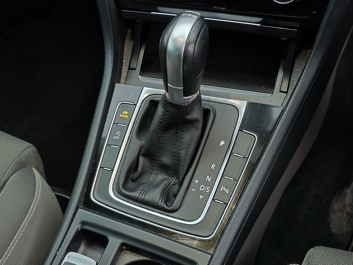 Used Volkswagen Golf 2016 for sale - 76119913: Photo 21