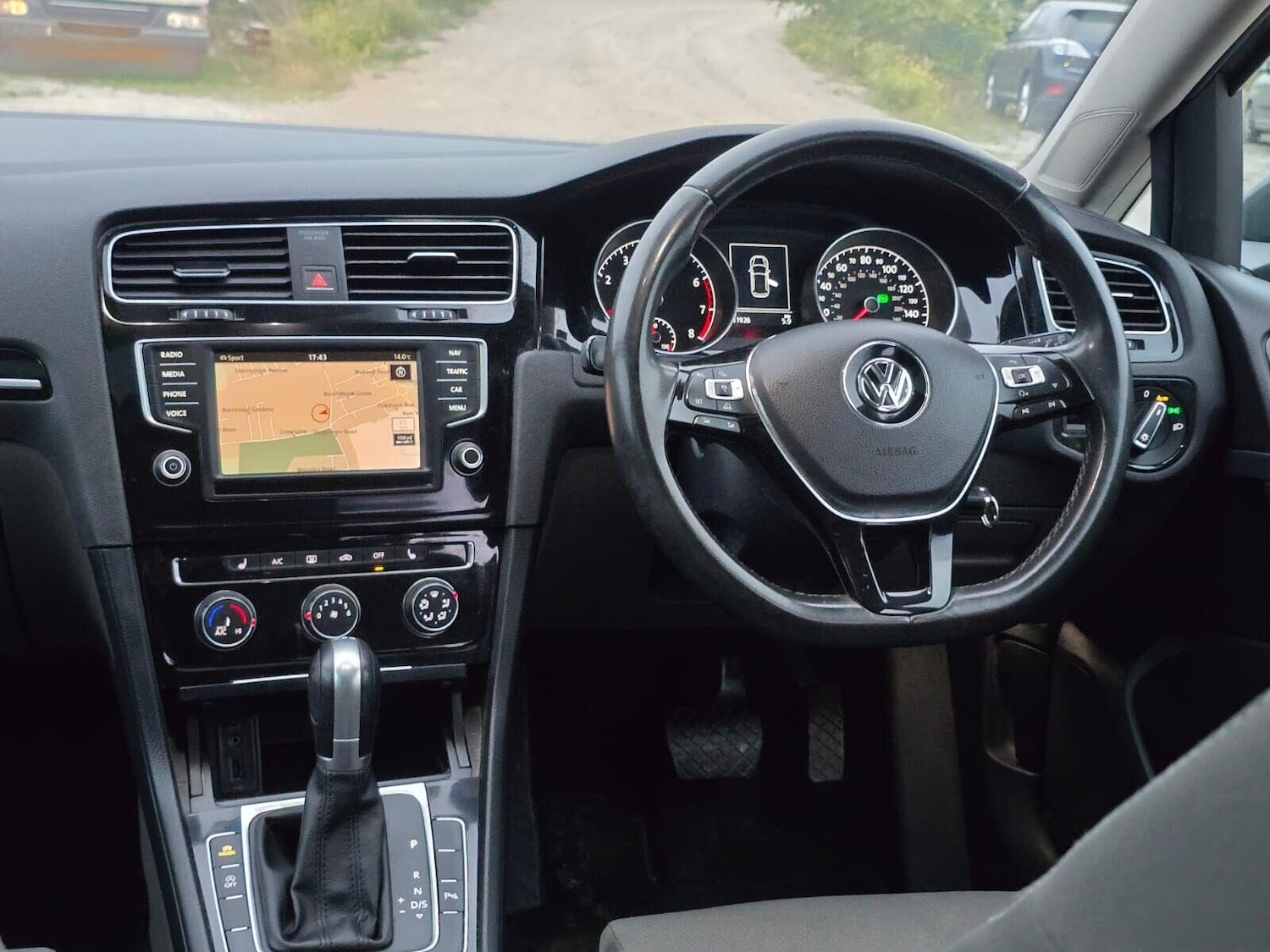 Used Volkswagen Golf 2016 for sale - 76119913: Photo 22