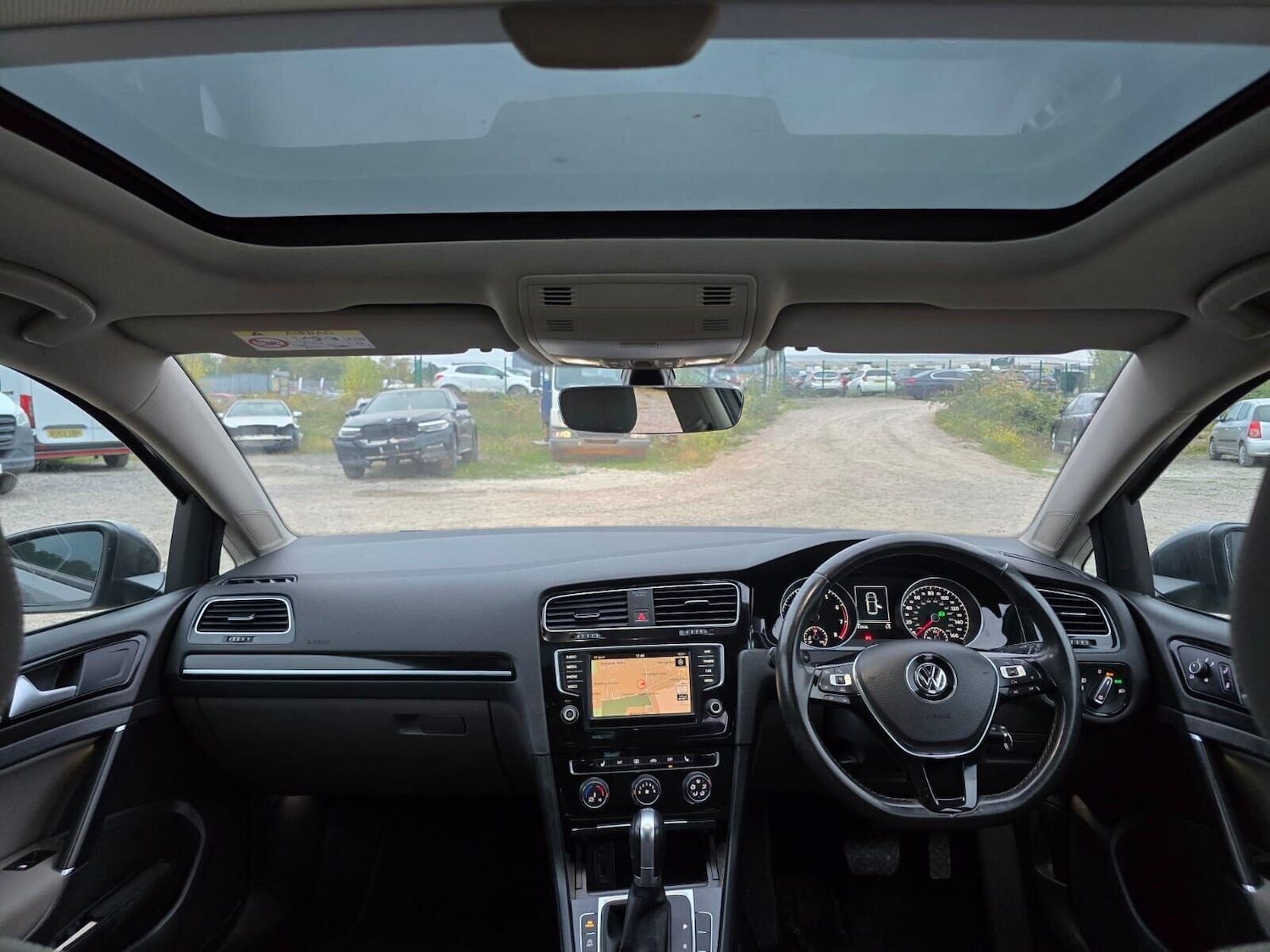 Used Volkswagen Golf 2016 for sale - 76119913: Photo 24