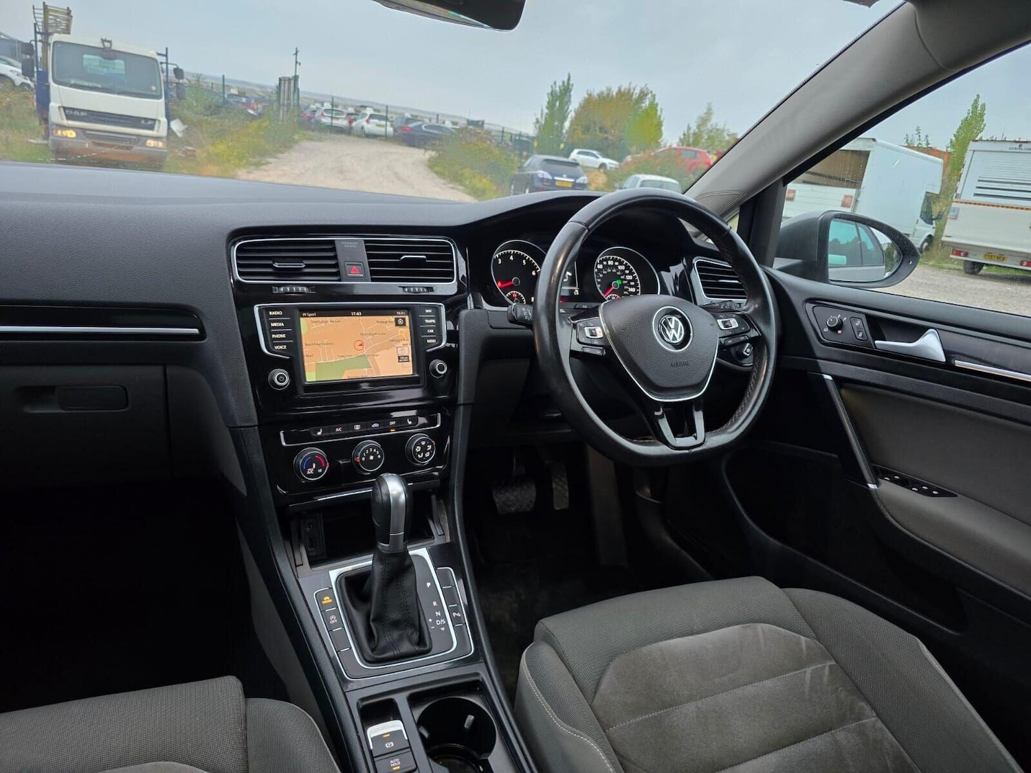 Used Volkswagen Golf 2016 for sale - 76119913: Photo 25