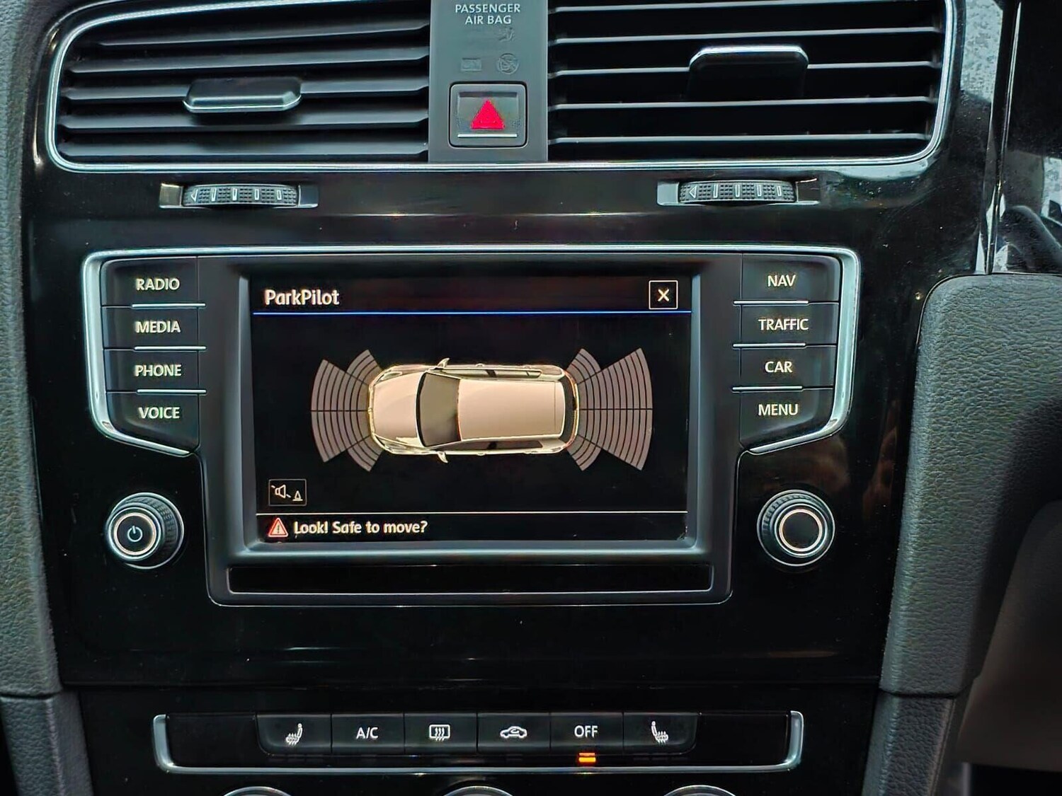 Used Volkswagen Golf 2016 for sale - 76119913: Photo 38