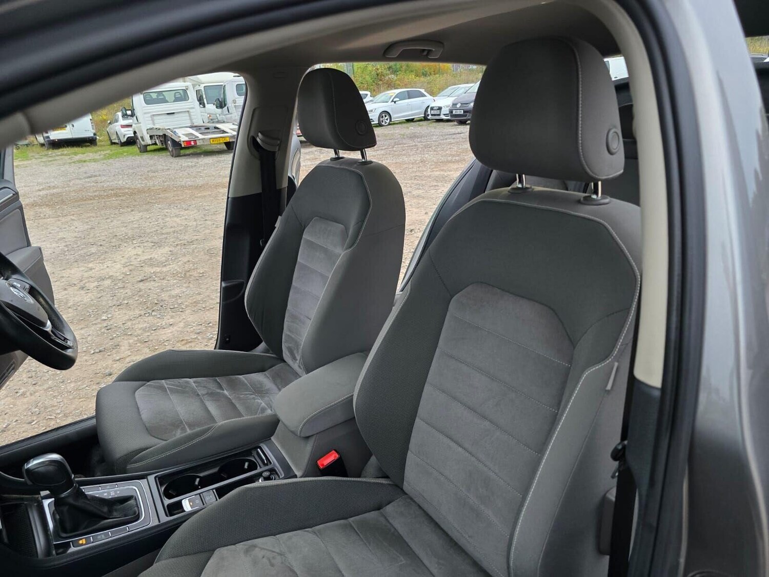 Used Volkswagen Golf 2016 for sale - 76119913: Photo 42