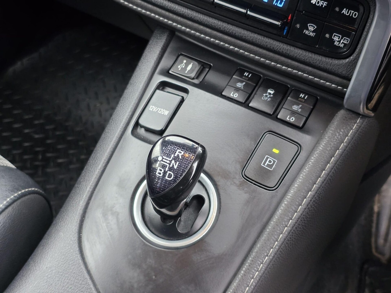 Used Toyota Auris 2017 for sale - 77483325: Photo 19