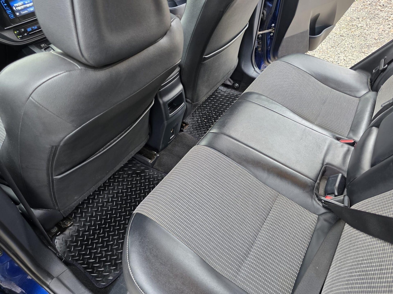 Used Toyota Auris 2017 for sale - 77483325: Photo 25