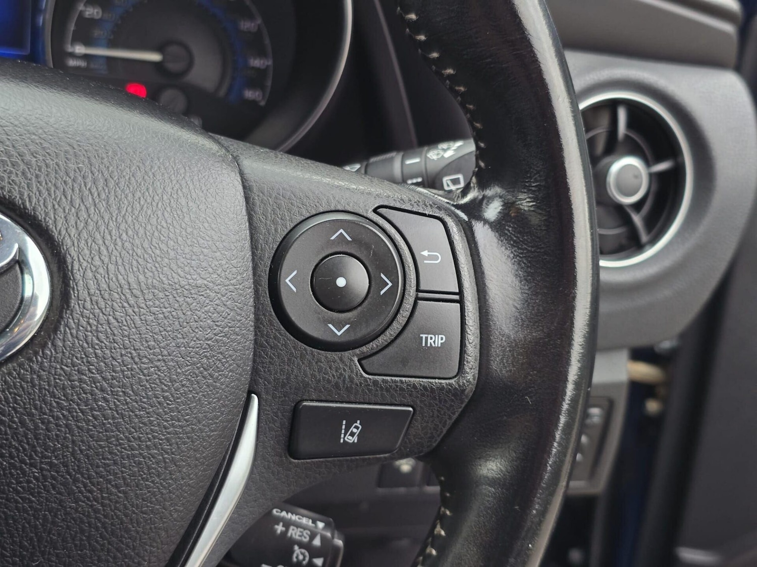 Used Toyota Auris 2017 for sale - 77483325: Photo 27