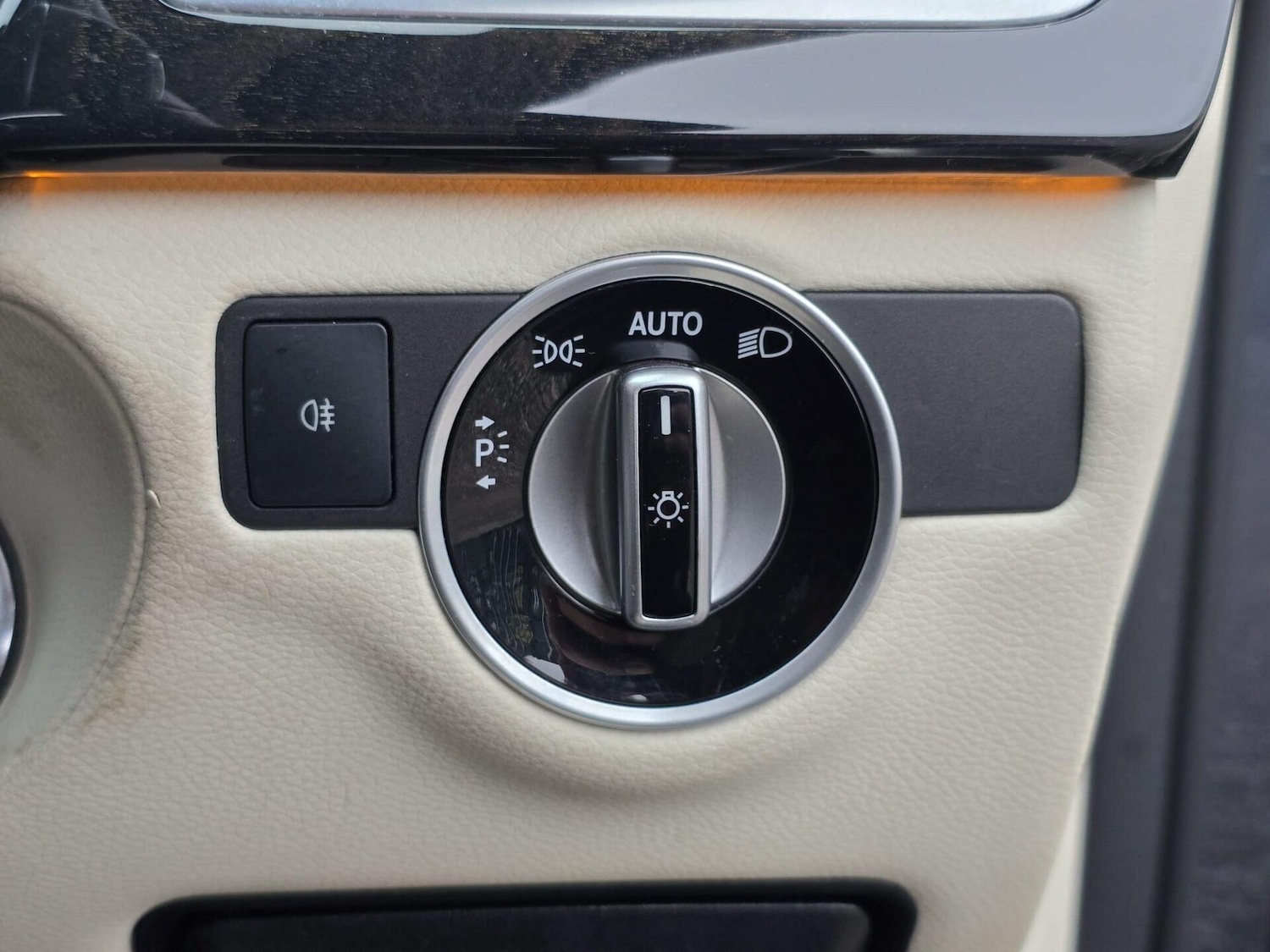 Used Mercedes-Benz CLS 2015 for sale - 77631472: Photo 28