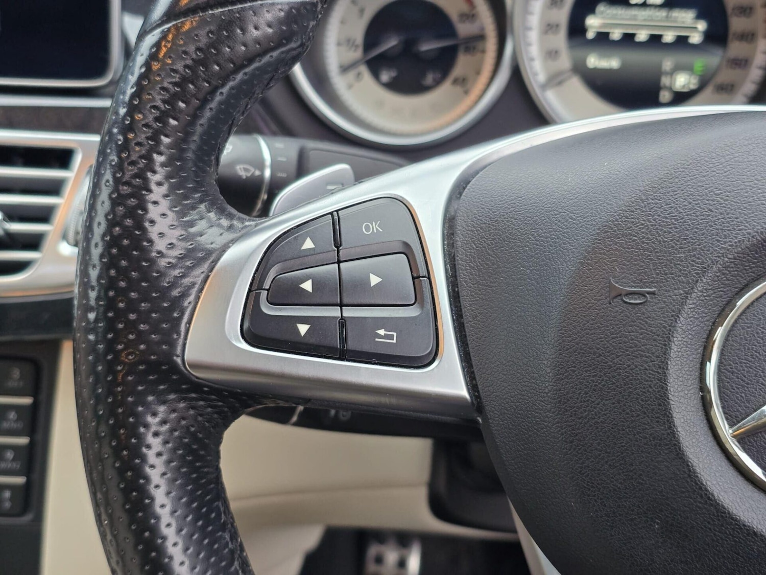 Used Mercedes-Benz CLS 2015 for sale - 77631472: Photo 29