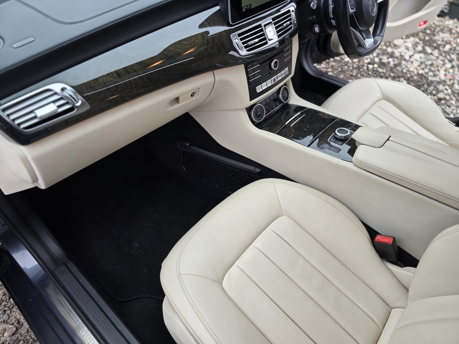 Used Mercedes-Benz CLS 2015 for sale - 77631472: Photo 42