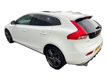 Used Volvo V40 2018 for sale - 78605036: Photo