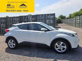 Used Toyota C-HR 2019 for sale - 79151062: Photo