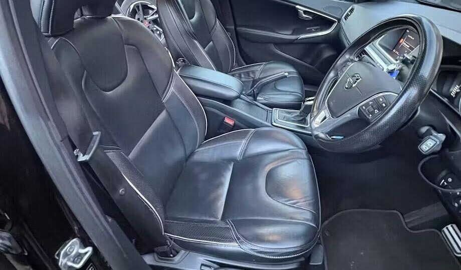 Used Volvo V40 2018 for sale - 77062175: Photo 6