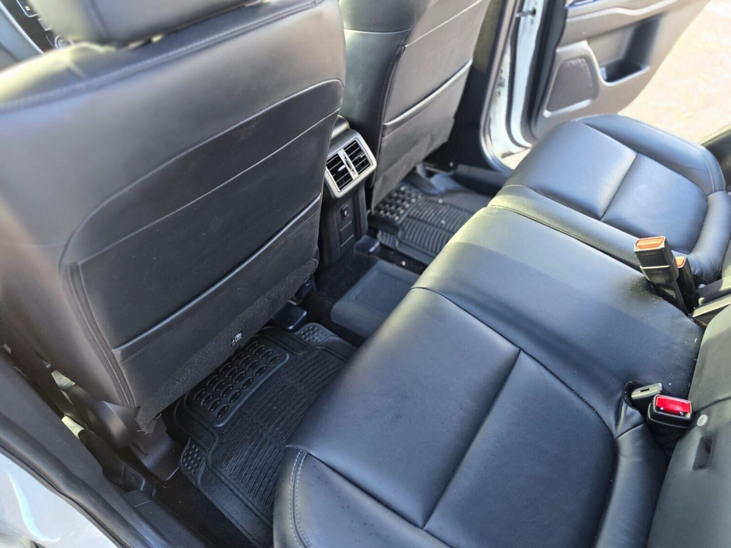 Used Mitsubishi Outlander 2018 for sale - 76098575: Photo 27