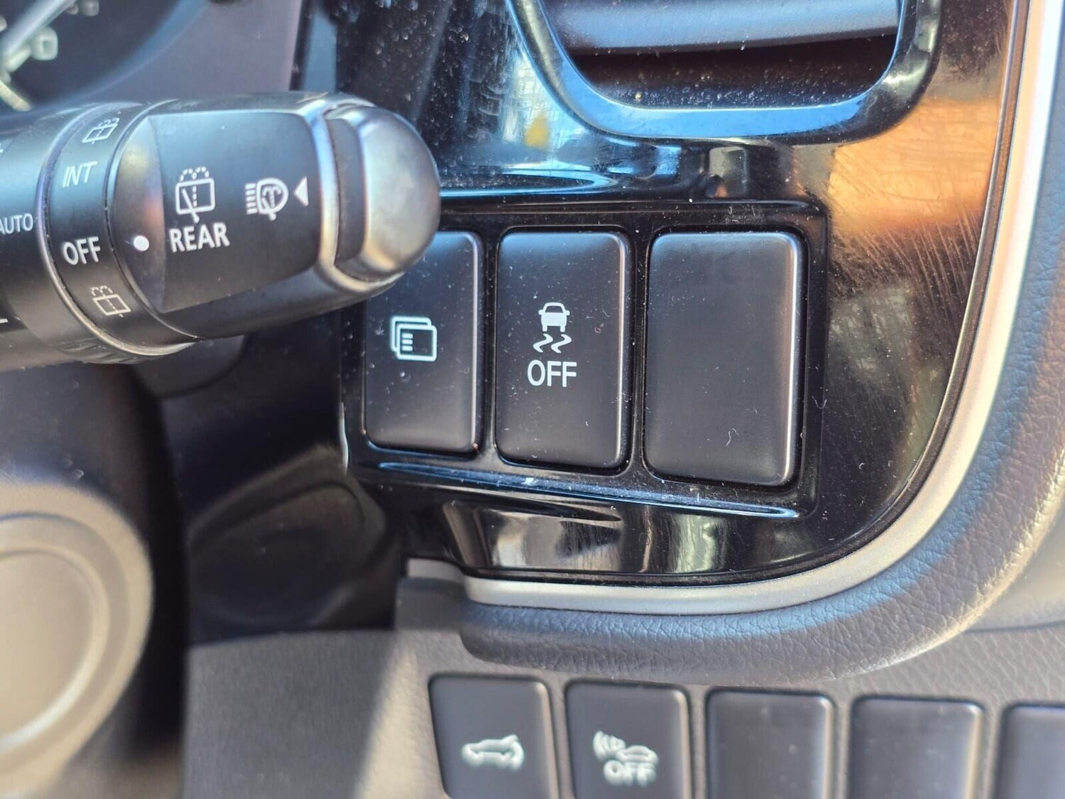 Used Mitsubishi Outlander 2018 for sale - 76098575: Photo 34