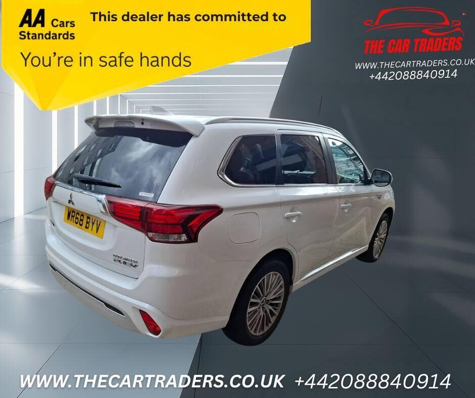 Used Mitsubishi Outlander 2018 for sale - 76098575: Photo 4