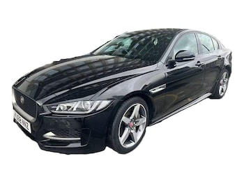 Used Jaguar XE 2018 for sale - 78653499: Photo