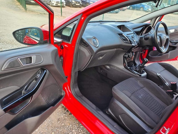 Used Ford Fiesta 2014 for sale - 75426271: Photo 52