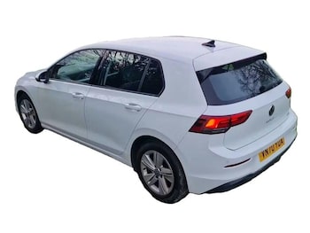 Used Volkswagen Golf 2020 for sale - 77608042: Photo