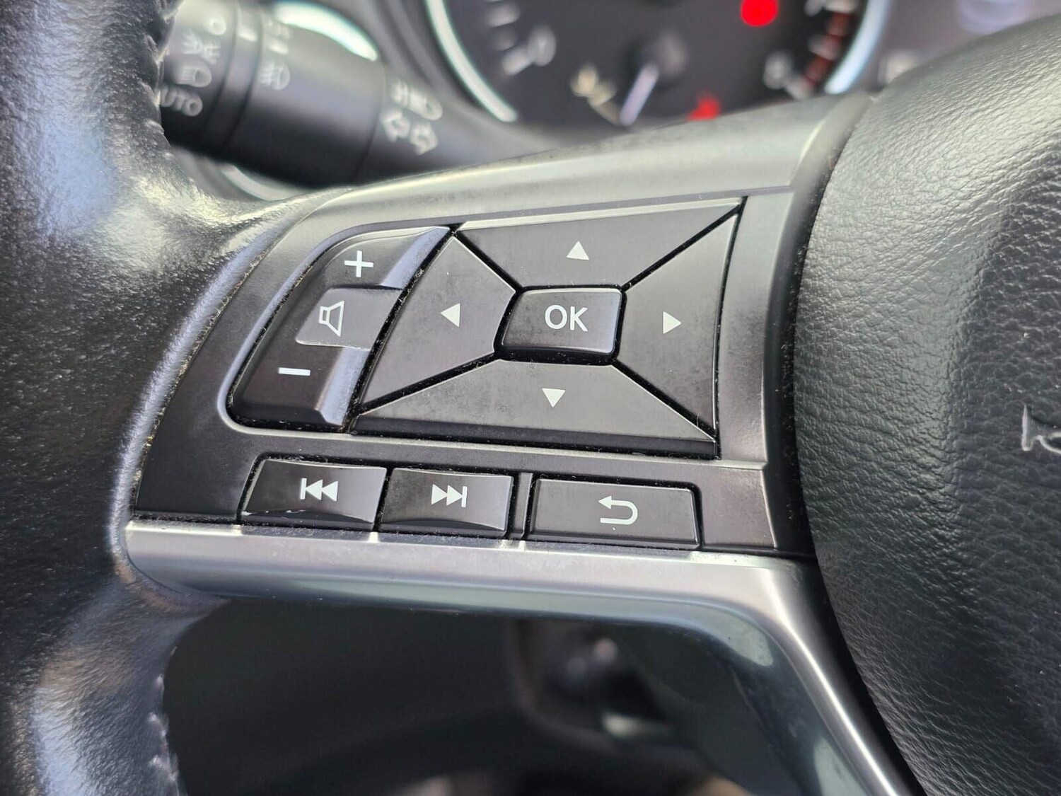 Used Nissan Qashqai 2018 for sale - 76045823: Photo 29