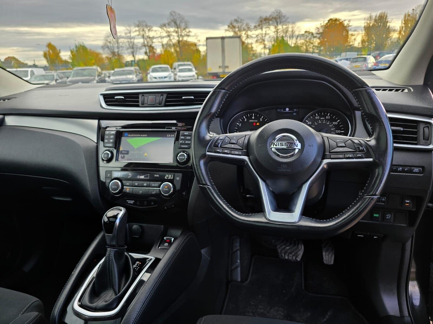 Used Nissan Qashqai 2018 for sale - 76045823: Photo 64