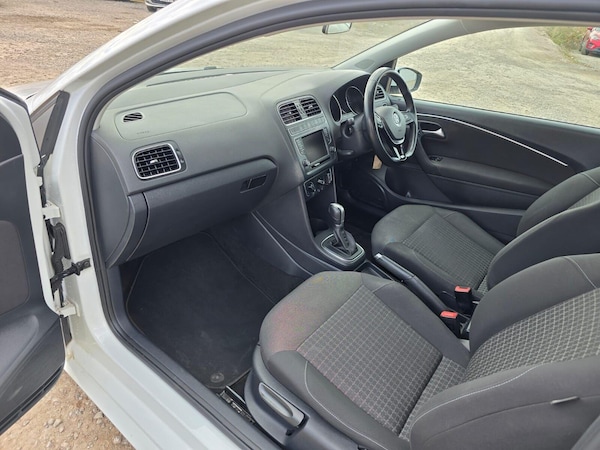 Used Volkswagen Polo 2014 for sale - 75426274: Photo 47