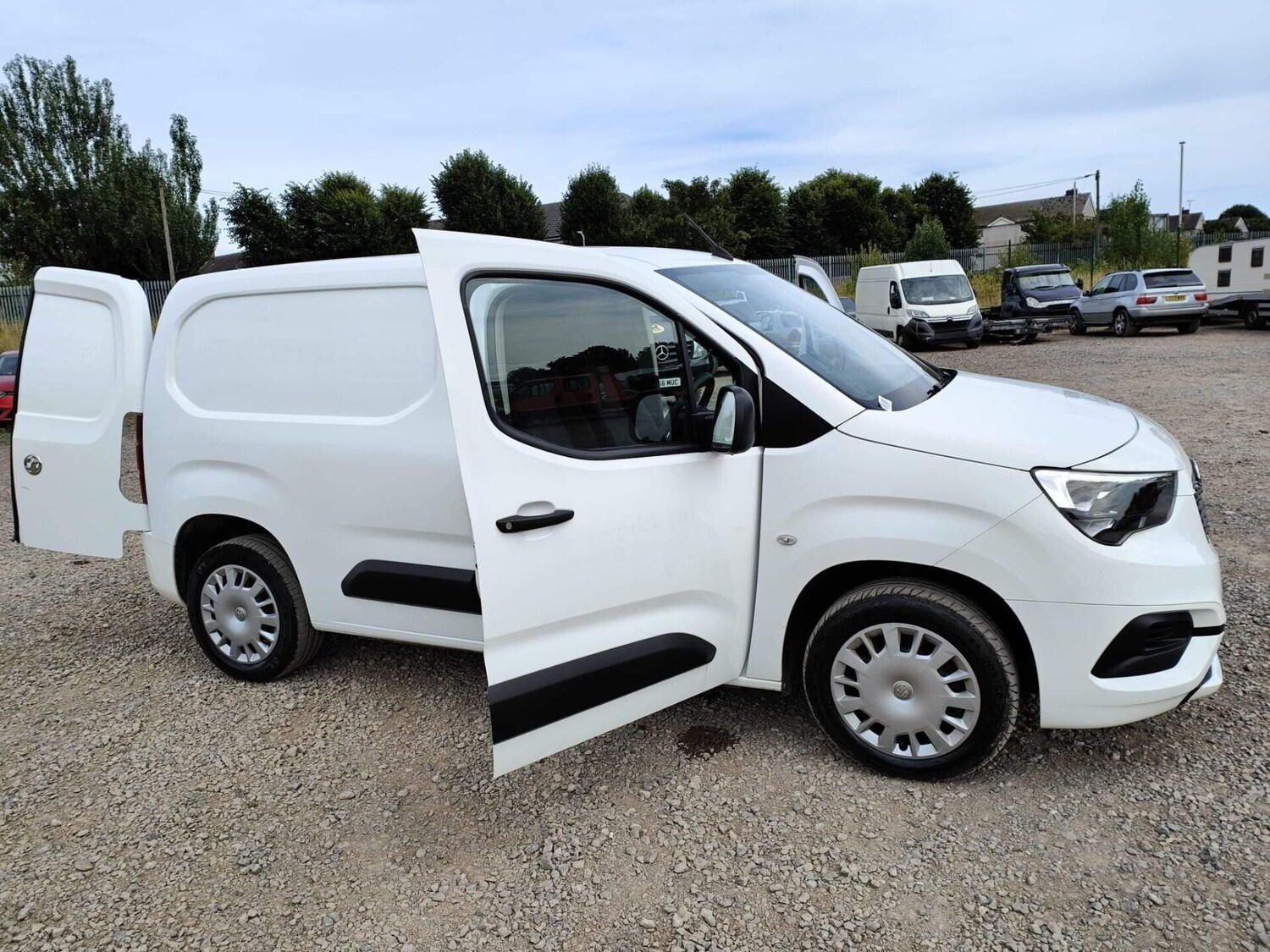Used Vauxhall Combo 2020 for sale - 75426671: Photo 28