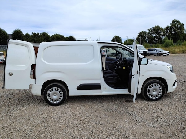 Used Vauxhall Combo 2020 for sale - 75426671: Photo 32