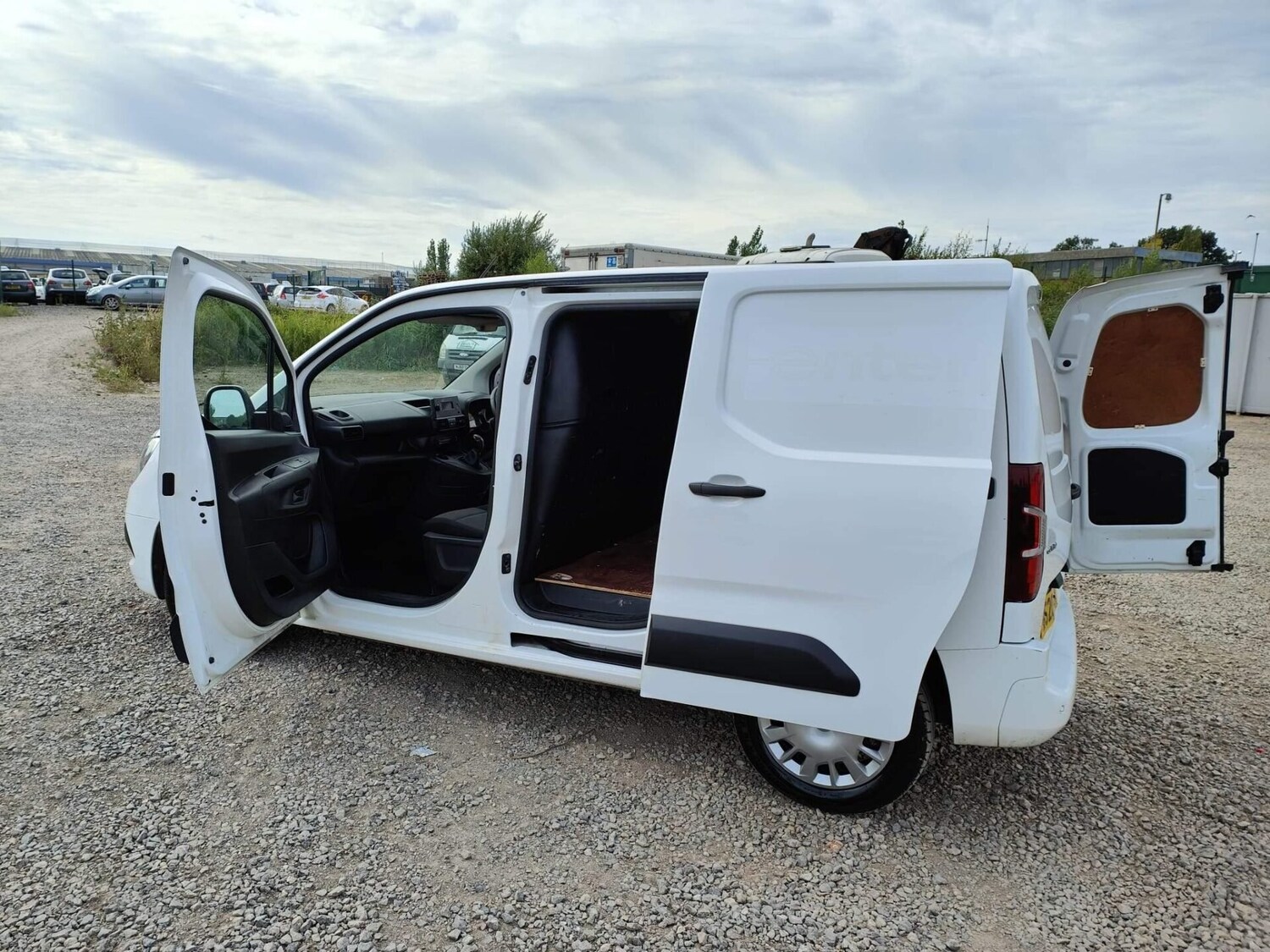 Used Vauxhall Combo 2020 for sale - 75426671: Photo 34