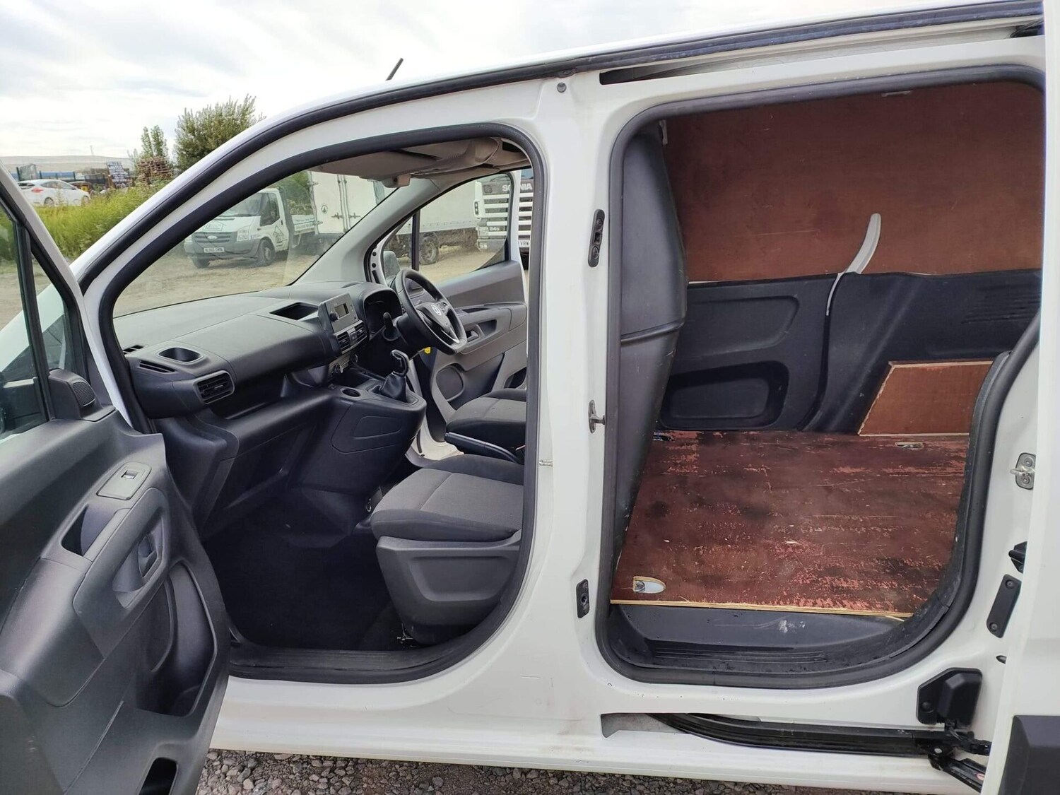 Used Vauxhall Combo 2020 for sale - 75426671: Photo 42