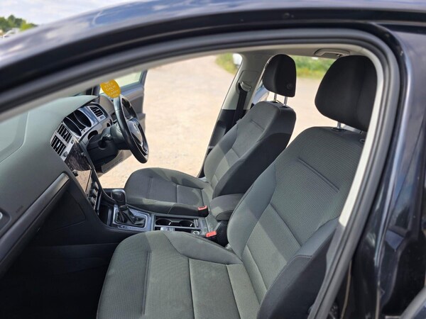 Used Volkswagen Golf 2018 for sale - 75136672: Photo 43