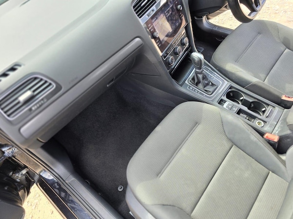 Used Volkswagen Golf 2018 for sale - 75136672: Photo 44